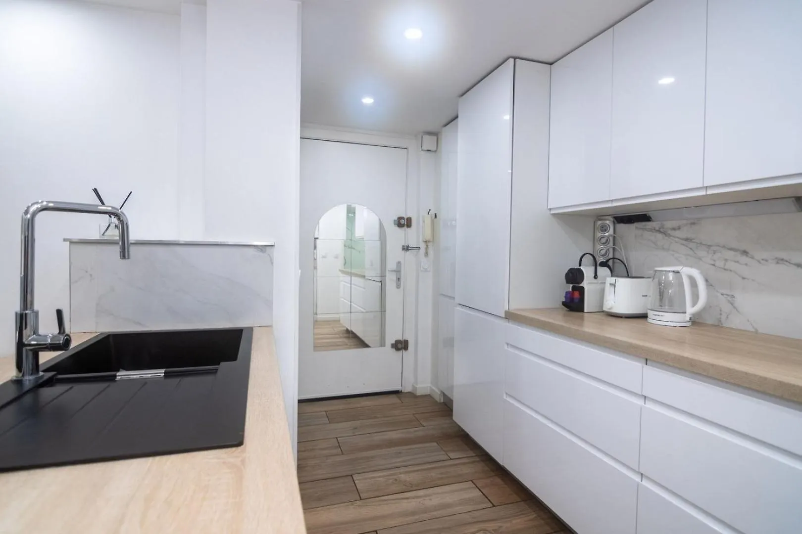 Bel Appartement - Nice Centre 0*,